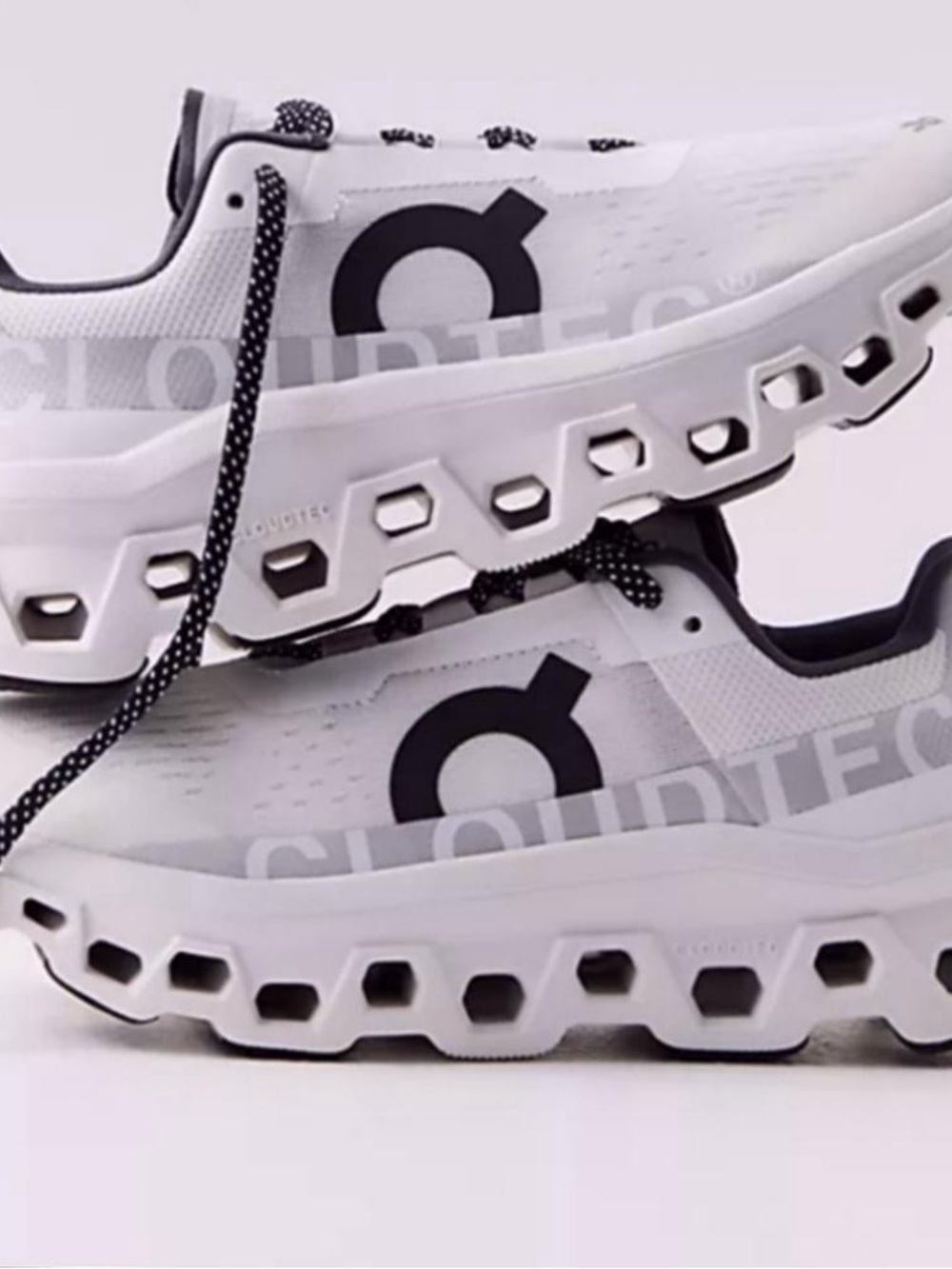 On Cloud Cloudmonster Running Shoes